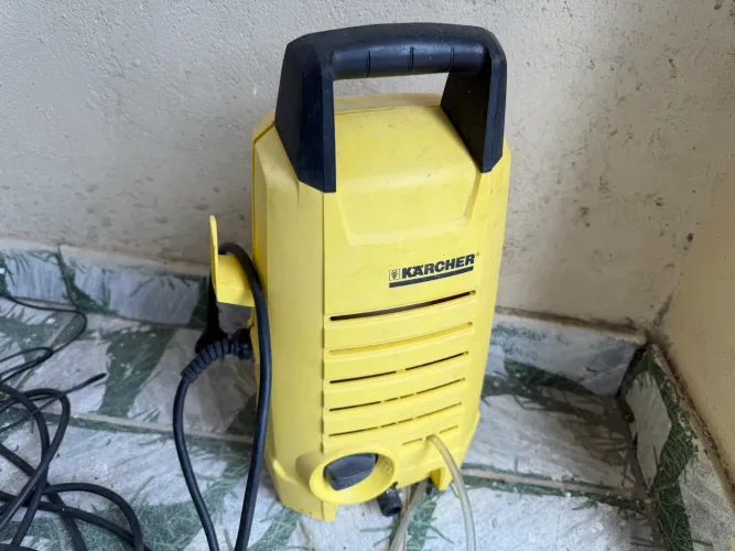 Lavadora de alta pressão karsher com vazamento