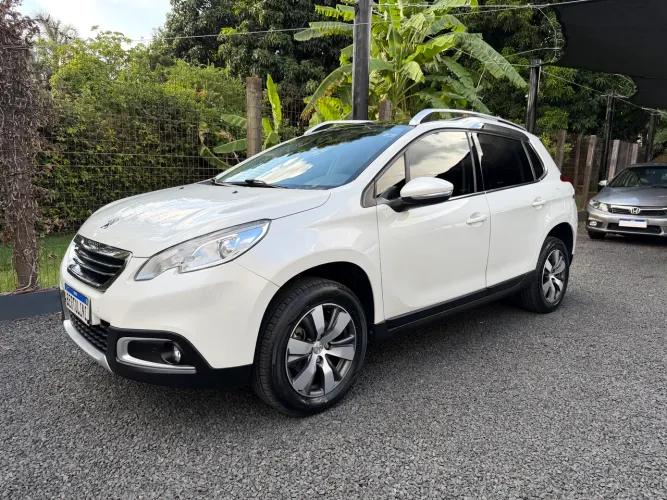 Peugeot 2008 Griffe 1.6 Flex 16V 5P Aut. 2016