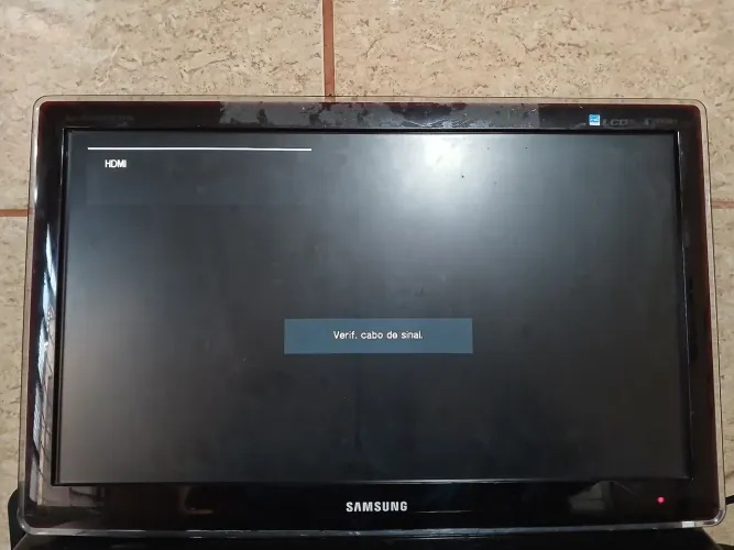 Vendo tv/monitor Samsung 24 polegadas