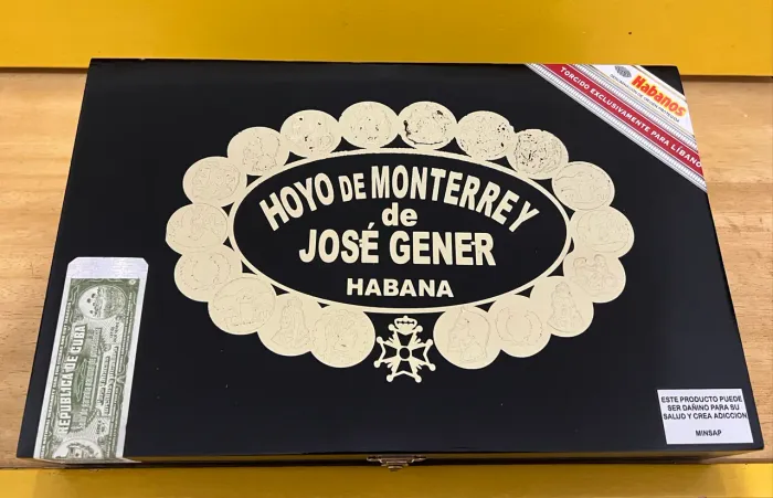 Caixa de charuto VAZIA Hoyo de Monterrey de coleção 