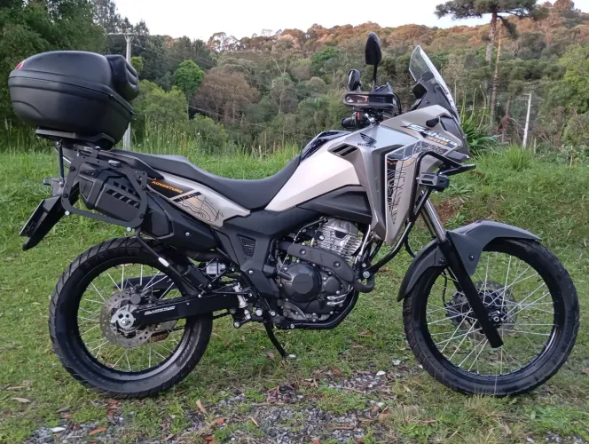 Honda Sahara 300 Adventure 2025