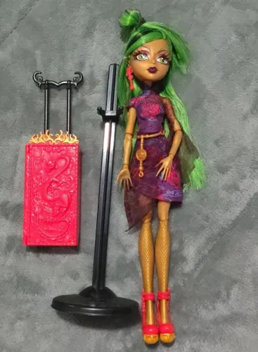 Boneca Monster High Jinafire Long