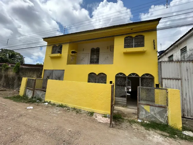 VENDO CASA HENRIQUE HEQUELMAN!! DOCUMENTADA!! 380 MIL