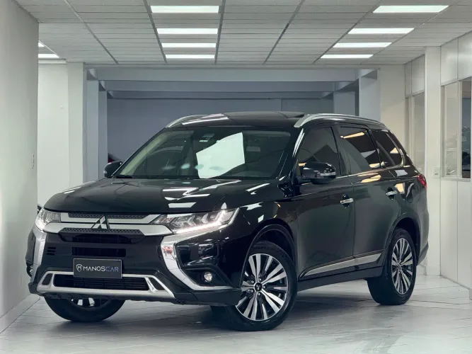 Mitsubishi Outlander HPE-S 2.2 Diesel 4X4 Aut. 2022