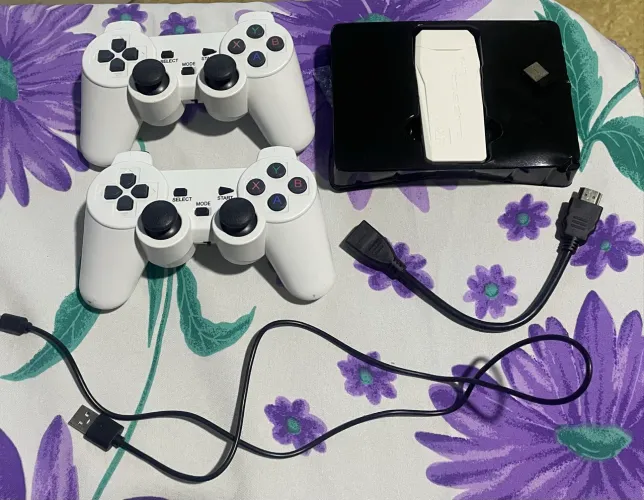2.4G wireless controller gamepad