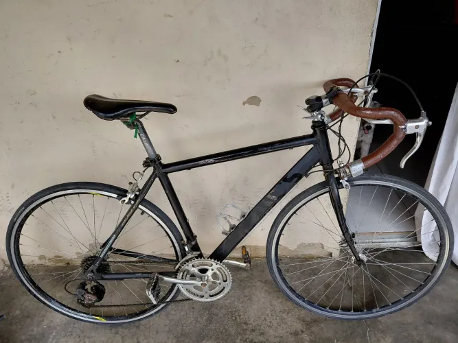 Vendo ou troco bicicleta caloi 10 speed de aro 700