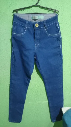 2 calças jeans femininas novas da loja TAM.38 e 40