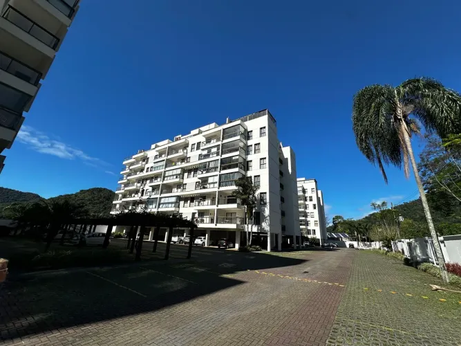 COBERTURA DUPLEX A VENDA EM ITACURUÇÁ