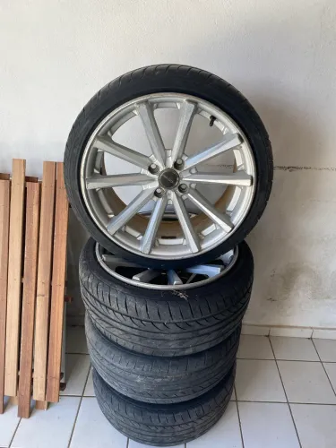 Rodas Aro 17/tala 8 furação 4x108 