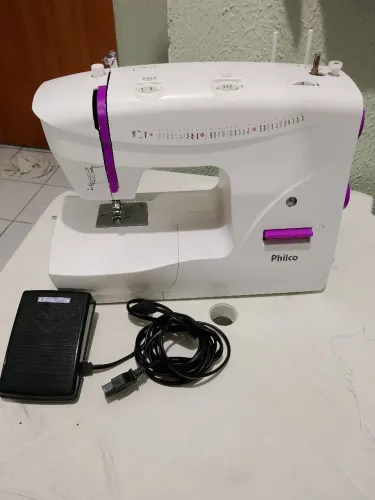 Máquina de costura