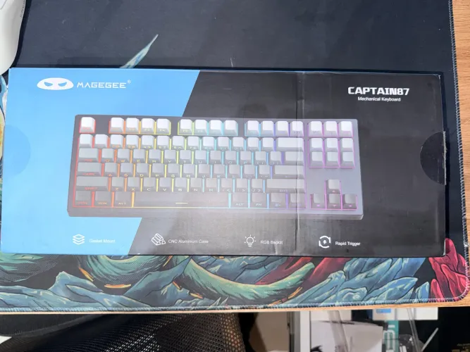 Teclado Mecânico Gamer Magnético Magegee Captain87 RGB 80% Layout 87 Teclas