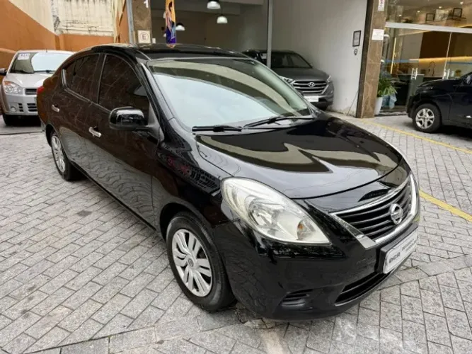 Nissan Versa SV 1.6 16V Flex Fuel 4P Mec. 2014