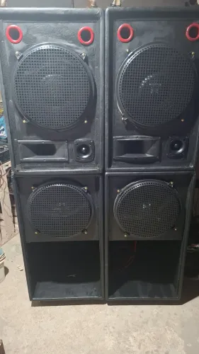 Som completo mais mesa moderna e 2 amplificadores