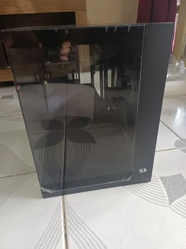 Gabinete Redragon Wideload Pro CA-604B-PRO