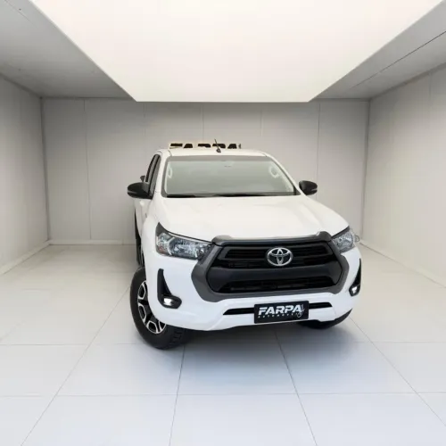 Toyota Hilux CD SR 4X4 2.8 TDI Diesel Aut. 2024