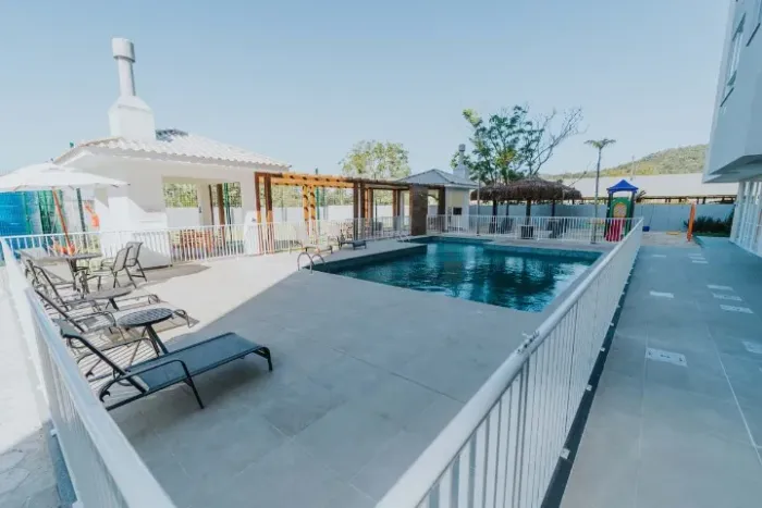 Apartamento em Condomínio Completo | Piscina, Academia e Mercado 24h