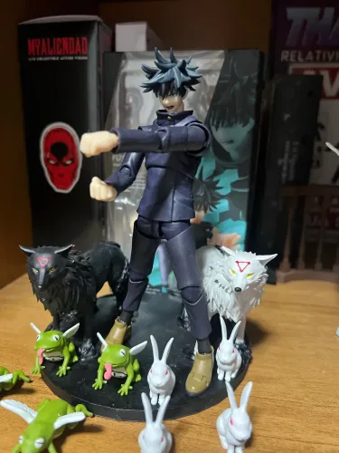 S.H.Figuarts Megumi + shikigamis