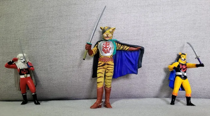 Bonecos seriado Lion-man