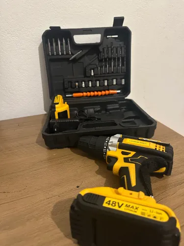Parafusadeira/Furadeira 48V Max Sem Fio + 2 Baterias + Maleta e Kit Completo