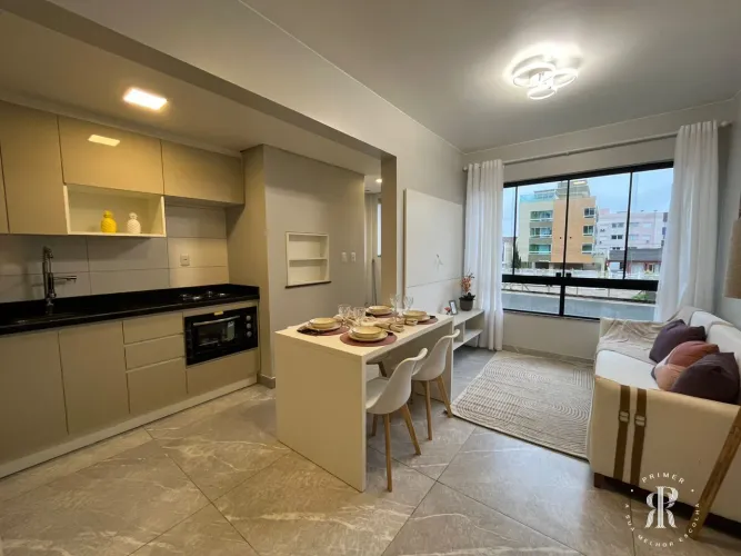 Apartamento 1 dormitório mobiliado e decorado próximo ao mar em Tramandaí