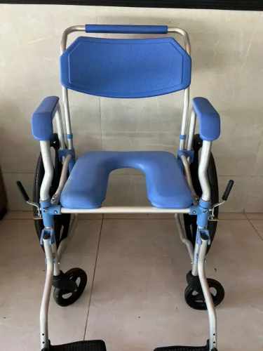 Cadeira De Banho Dellamed D65 Alumínio Rodas 24? 150Kg.