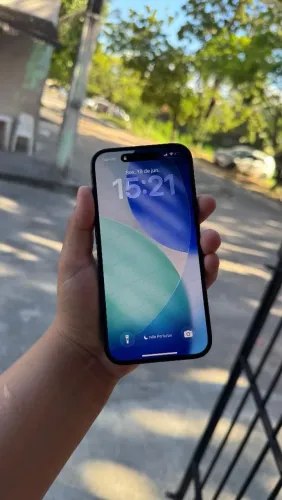 IPhone 15 128GB