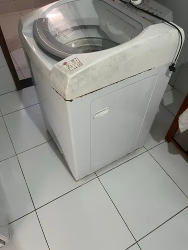 Máquina de lavar semi-nova