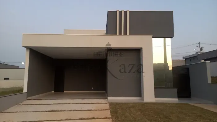 Oportunidade - Casa em Condomínio - Caçapava - Residencial Malibu - 3 Dormitórios - 123m².