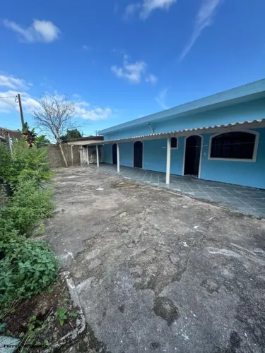 Casa para Venda em Praia Grande, Cidade da Criança, 1 dormitório, 1 banheiro, 6 vagas