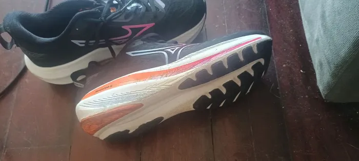 Tênis Mizuno feminino número 38