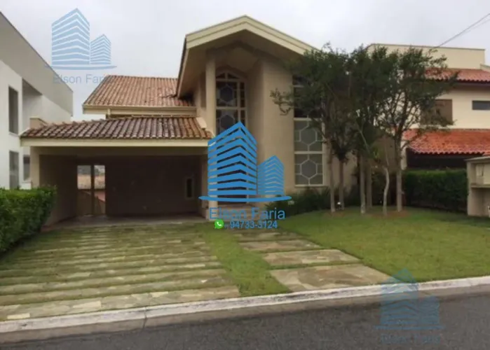 Aluguel de Casa em Condomínio de Luxo em Alphaville, Santana de Parnaíba-SP: 4 Quartos, 2