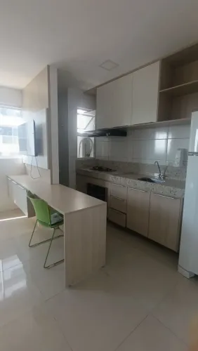 Alugo flat bairro Ininga 