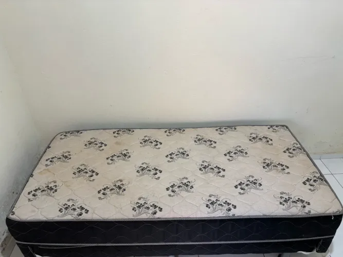Cama box