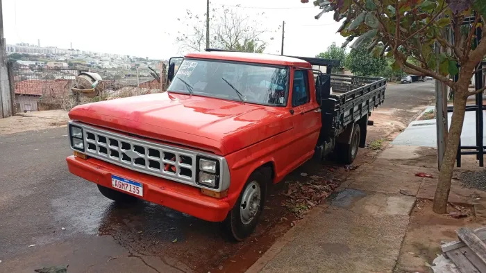 Ford f4000 carroceria direção idraulico vidro elétrico pneus bons elétrica revisada só aba