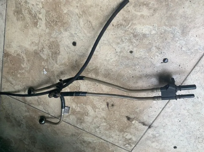 tubo/mangueira combustivel iveco 35s14 original c/detalhes