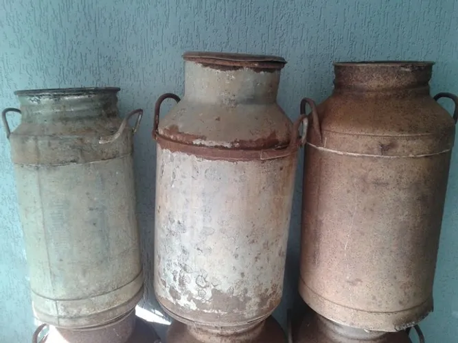 Tambor antigo de leite