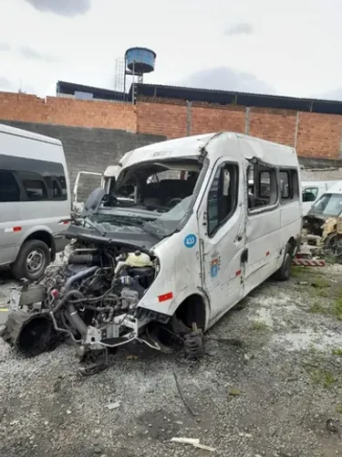Sucata para retirada de peças - renault master 2.3