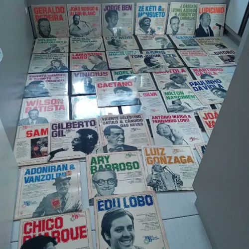 Lote História da MPB   42  Lps Lacrados  de Colecionador 