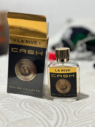 Perfume CASH LA RIVE = One Million