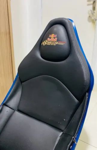 Playseat F1 Red Bull + Buttkicker