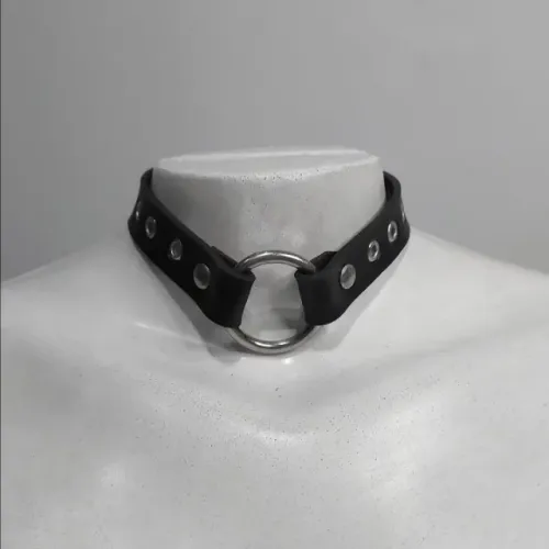 Choker (nova) preta couro sintético @Kommandantinstore