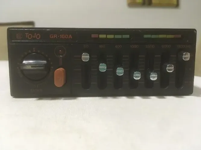 Tojo Gr 100A Equalizador e amplificador revisado e funcionando