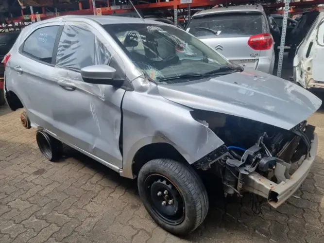 Peças usadas Ford Ka 2017 2018 1.0 12v 3cl flex 85cv câmbio manual 