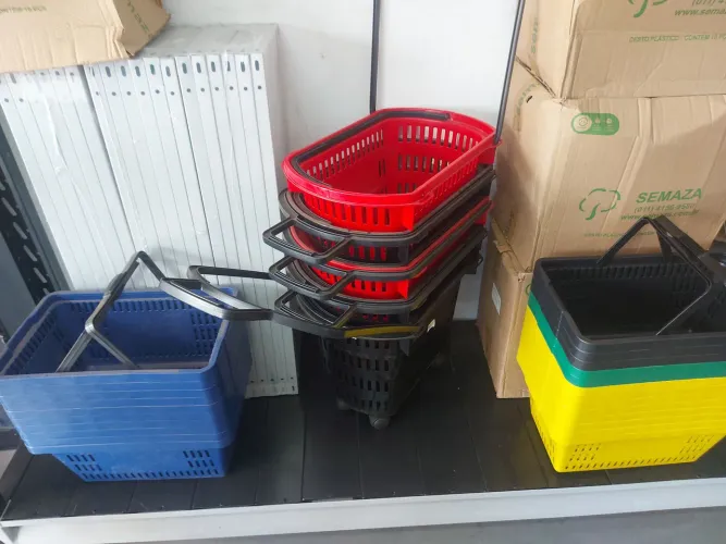 Cestos de compras p mercadinho *