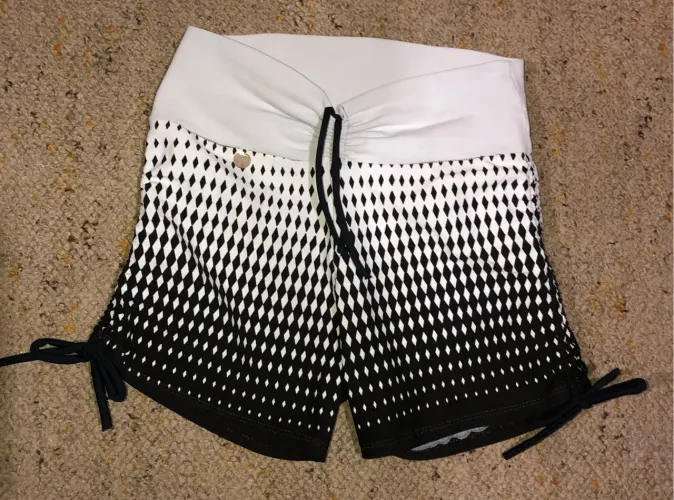 Bermuda feminina tam M Estilo Fit