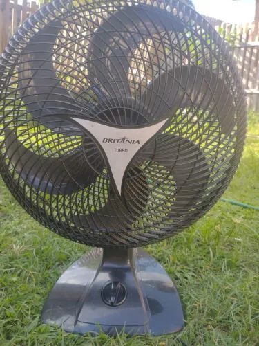 Ventilador de Mesa Britânia Turbo
