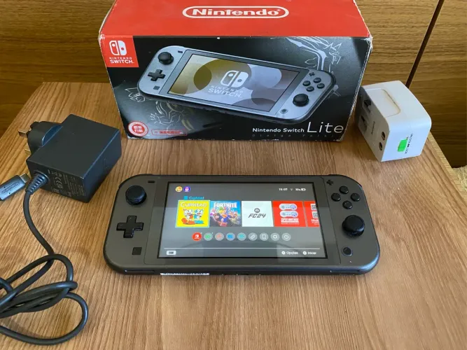 Nintendo Switch Lite Dialga & Palkia + Jogos