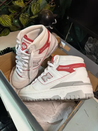 TÊNIS NEW BALANCE 650 BRANCO/VERMELHO BB650RWF