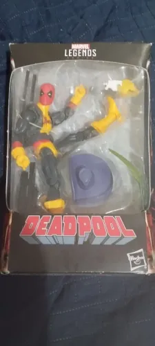 Boneco Marvel Legends Deadpool sauron baf