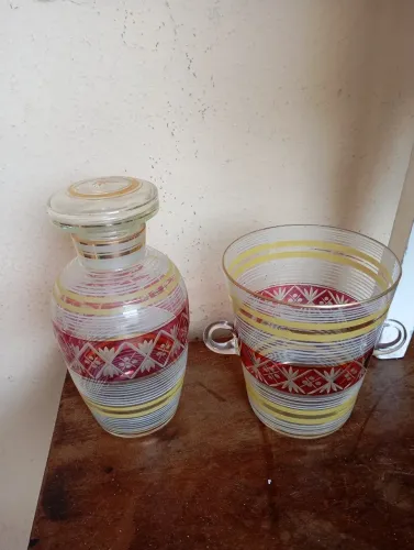 Licoreira Lapidada Antiga 